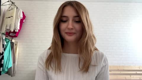 Jenny online show from April 2026 12:31:01 PM