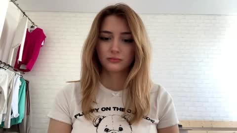 Jenny online show from May 2026 09:24:01 AM