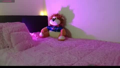 Snapshot of michellmoon1 chatting on October 2025 07:25:02 PM michellmoon1 online show from October 2025 07:25:02 PM