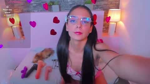 Snapshot of michellrose7 chatting on February 2025 09:04:02 PM Michel Rose online show from February 2025 09:04:02 PM