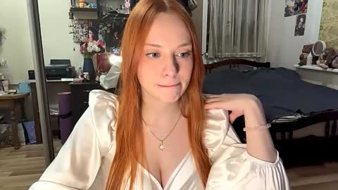 Foxy online show from February 2026 05:09:02 PM