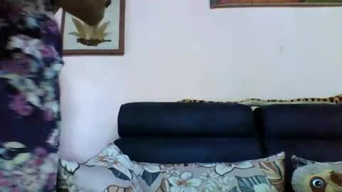 michou386 online show from October 2025 05:38:01 AM