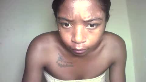 michou_69 online show from May 2026 05:39:01 PM