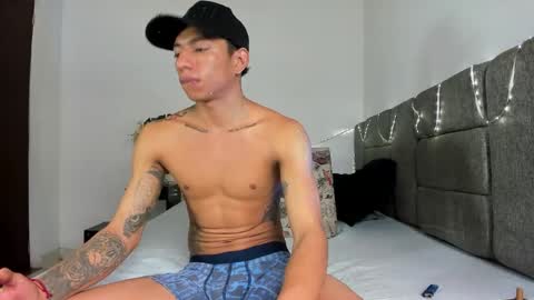 mickey_beasley1 online show from January 2026 12:04:01 AM