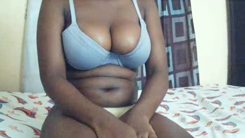 Snapshot of mickeymishy chatting on June 2026 07:55:02 AM mickeymishy online show from June 2026 07:55:02 AM