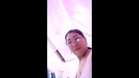 Miky online show from April 2026 12:24:02 AM