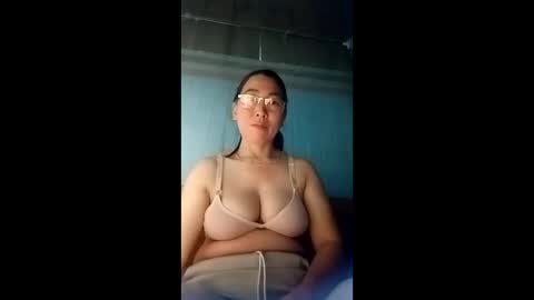 Miky online show from May 2026 07:37:02 PM
