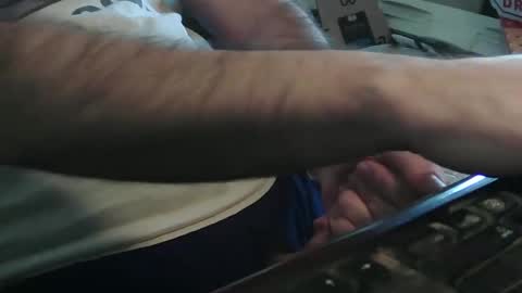 Snapshot of micwalrus chatting on September 2025 04:07:01 PM micwalrus online show from September 2025 04:07:01 PM