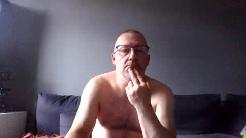 Snapshot of middleton2021 chatting on June 2026 04:42:02 PM middleton2021 online show from June 2026 04:42:02 PM