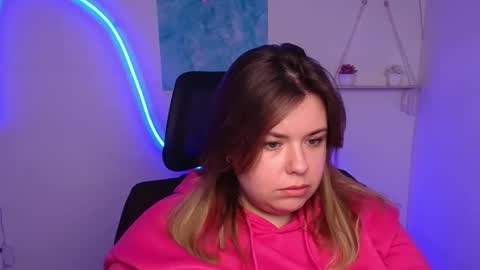 Mariana online show from November 2025 12:16:02 PM