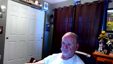 midwestdad09 online show from December 2025 09:10:02 PM