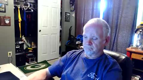 midwestdad09 online show from April 2026 09:18:02 PM