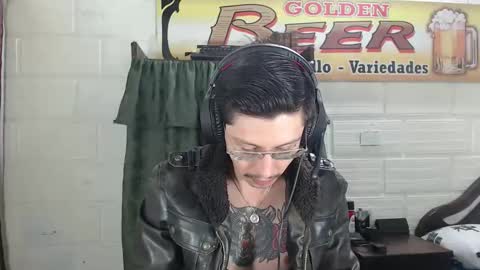 Snapshot of miguel__98 chatting on April 2026 12:14:01 PM Miguel Independent Model online show from April 2026 12:14:01 PM