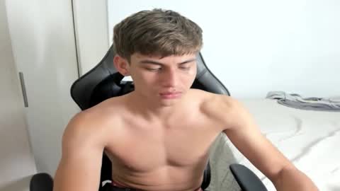 Miguel Hernandez online show from September 2025 01:27:02 PM