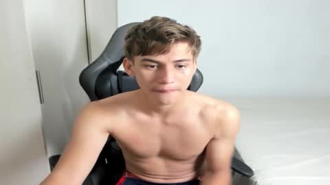 Miguel Hernandez online show from October 2025 03:40:01 PM