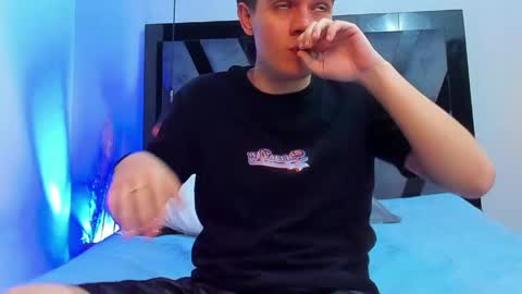 Miguel online show from April 2026 09:06:02 PM