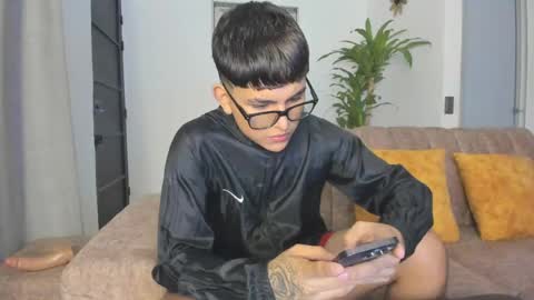 miguel_turqueza online show from May 2026 08:00:01 AM