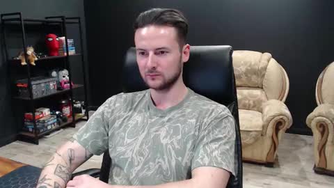 Misha Winchester online show from March 2026 06:03:01 PM