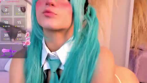 Snapshot of miia__baker chatting on January 2025 12:17:02 PM online show from January 2025 12:17:02 PM