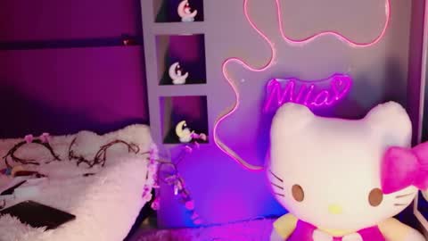   online show from April 2026 01:31:01 PM