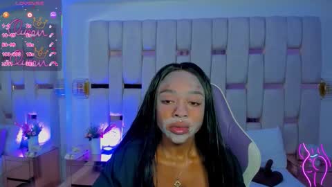 Miia Schwarz  online show from February 2026 11:37:01 AM