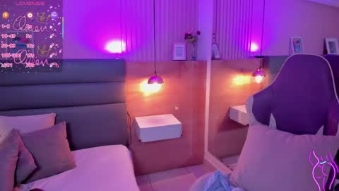 Miia Schwarz  online show from May 2026 11:37:01 AM