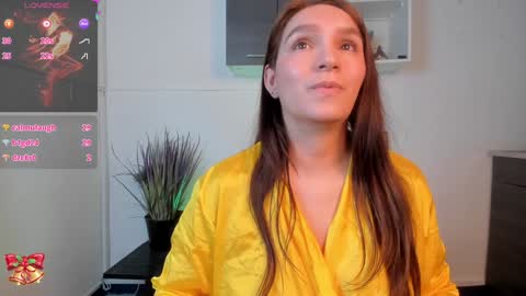 Miia 3 online show from December 2024 02:37:01 PM