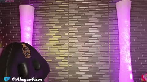 Snapshot of miia_zarate chatting on December 2024 12:30:01 AM Ma - online show from December 2024 12:30:01 AM