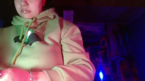 Snapshot of miia_zarate chatting on January 2025 09:10:01 PM Ma - online show from January 2025 09:10:01 PM