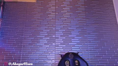 Snapshot of miia_zarate chatting on February 2025 12:19:02 AM Ma - online show from February 2025 12:19:02 AM