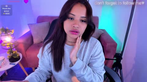 Snapshot of miiaa7_ chatting on January 2025 02:08:01 AM Ma is my name I invite you to check out my wish list for my birthday online show from January 2025 02:08:01 AM