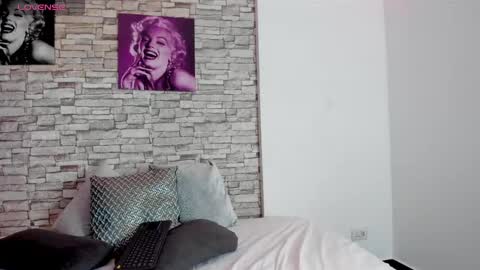 miiaa_monroe online show from January 2026 11:48:02 AM