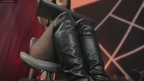 Snapshot of miiaa_stone chatting on June 2026 02:20:01 AM miiaa stone online show from June 2026 02:20:01 AM