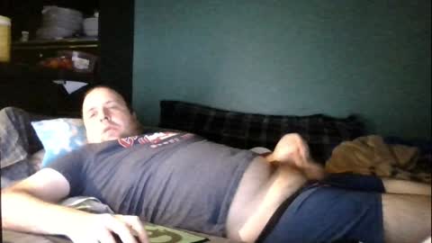 Snapshot of miike84s chatting on December 2024 09:28:01 PM Mikey online show from December 2024 09:28:01 PM