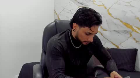 Daniel online show from January 2026 01:35:01 PM