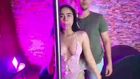 Dulce   online show from September 2025 02:07:02 PM