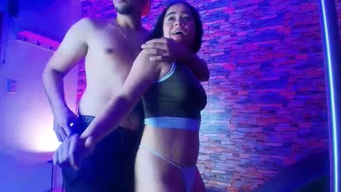 Dulce   online show from October 2025 01:45:02 PM