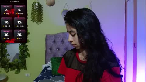 miiss_alyssaa online show from October 2025 11:39:02 PM
