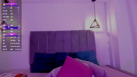 miiss_greyy online show from January 2025 11:29:01 PM