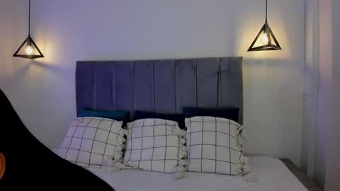 miiss_greyy online show from February 2025 07:17:02 PM