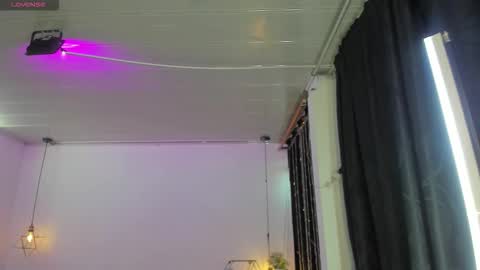 miiss_greyy online show from September 2025 11:44:02 AM