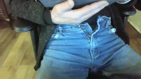 mik online show from January 2025 02:46:01 PM