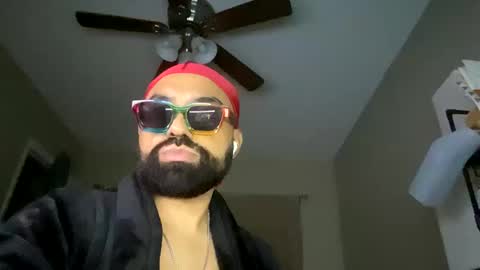 Snapshot of mik138 chatting on October 2025 02:43:02 AM mik138 online show from October 2025 02:43:02 AM