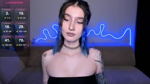 Mika online show from December 2025 03:50:02 PM