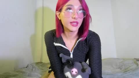 Snapshot of mika_velvet chatting on October 2025 09:34:01 PM mika_velvet online show from October 2025 09:34:01 PM