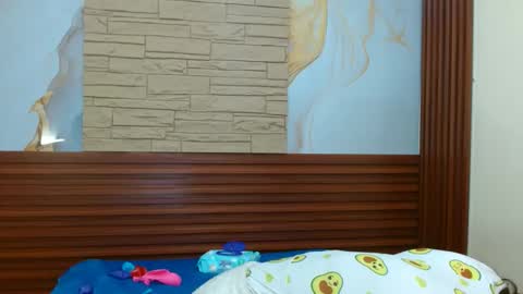 mikaela303av online show from October 2025 04:29:01 AM