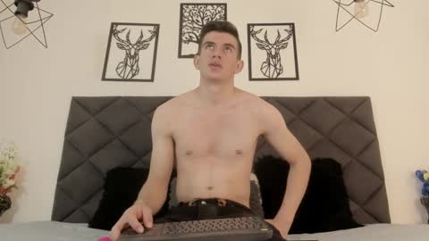 mikael online show from February 2025 05:23:01 AM