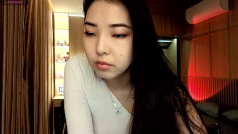 Snapshot of mikakimura chatting on October 2025 04:35:02 PM Miko now i live in Vietnam online show from October 2025 04:35:02 PM