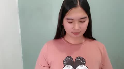 Snapshot of mikayla_slut chatting on September 2025 08:30:01 AM Kyla online show from September 2025 08:30:01 AM