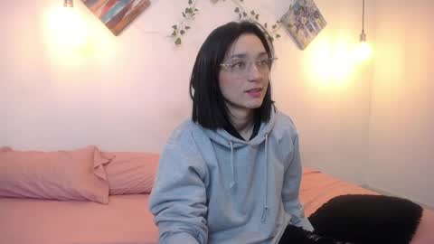 Snapshot of mikaza_akerman chatting on June 2026 01:50:02 PM mikaza online show from June 2026 01:50:02 PM